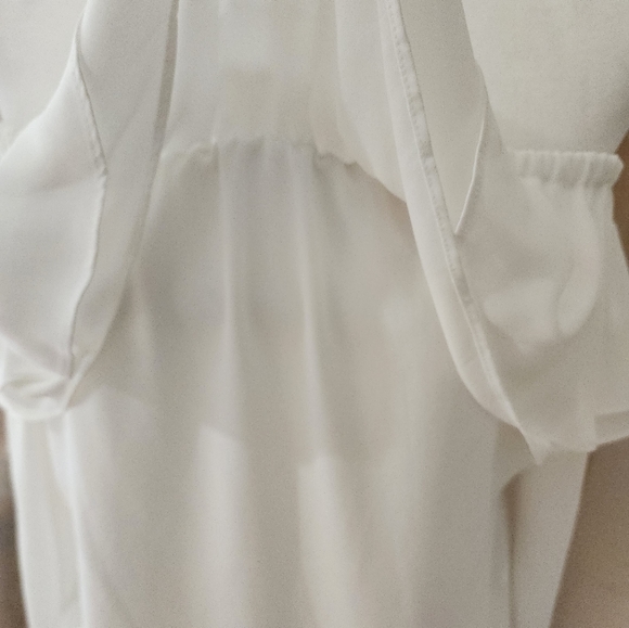 Michael Kors white ruffle of the shoulder top - Picture 4 of 8